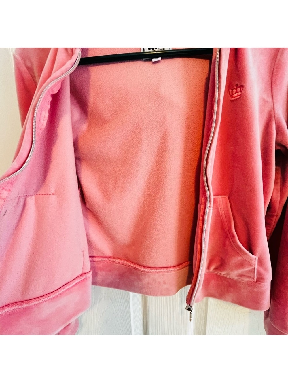 Juicy Couture Hoodie Jacket in Pink Velour Size Small Y2K - Picture 14 of 14